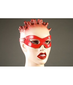 Красная лакированная маска-очки..
